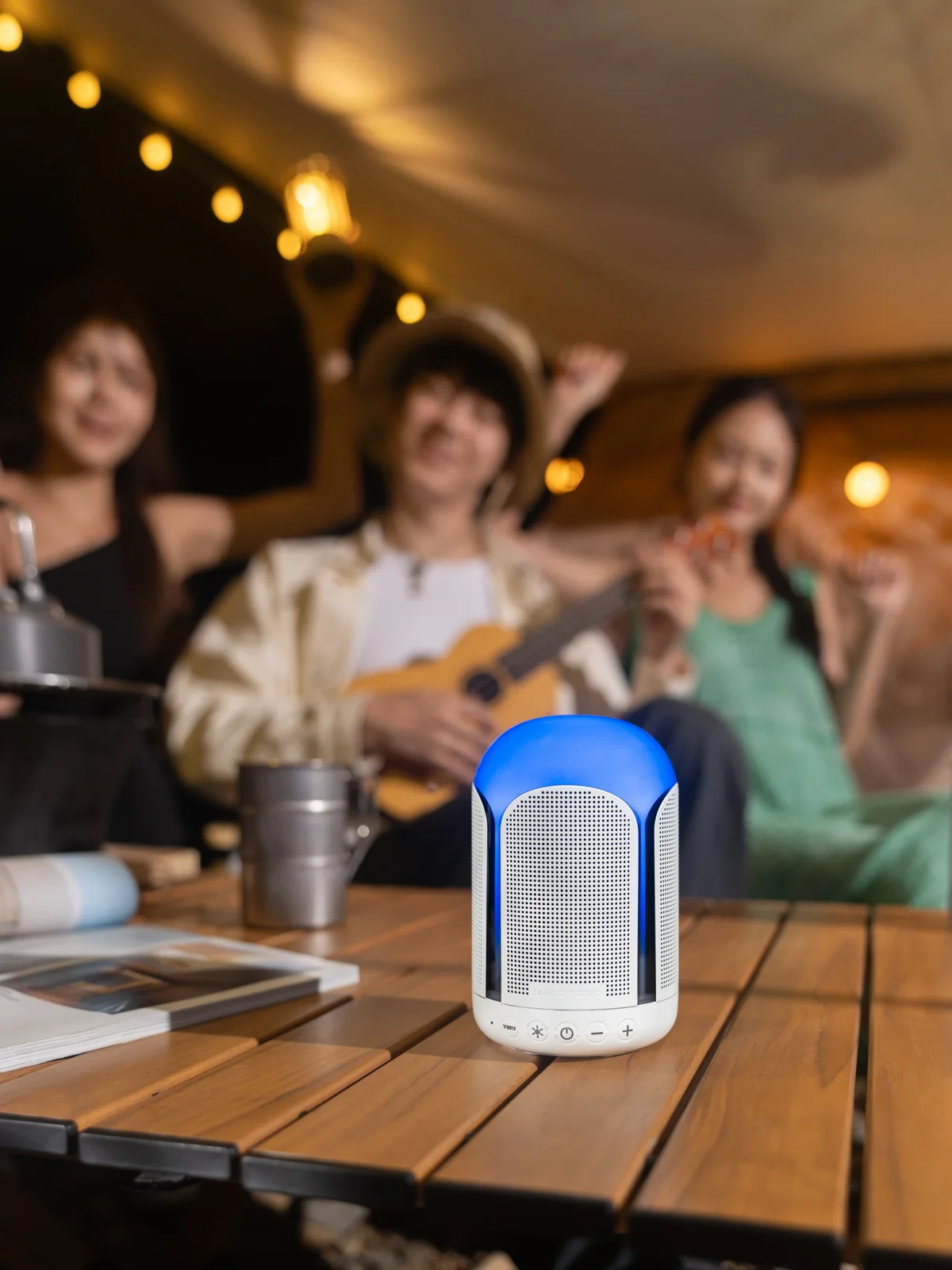 便携蓝牙音箱系列|户外露营风数码配件商业摄影